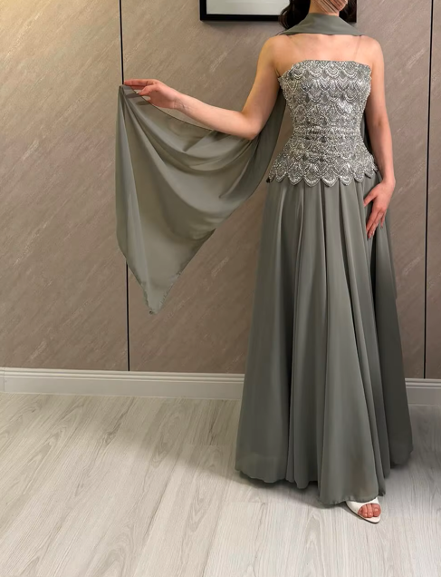 Classic Evening Dress Strapless Beaded Bodice Robes De Soirée Sage Cape Shawl Bridesmaid Dress Maxi Floor Length