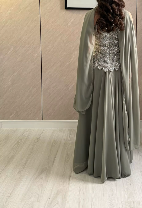 Classic Evening Dress Strapless Beaded Bodice Robes De Soirée Sage Cape Shawl Bridesmaid Dress Maxi Floor Length