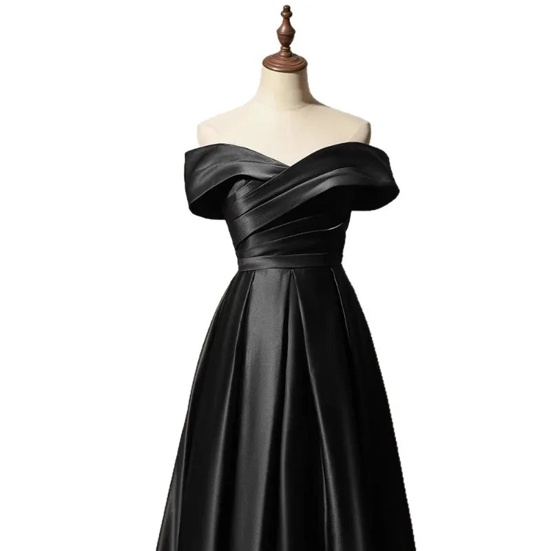 2026 New Women's One Shoulder Black Satin Banquet Evening Dress, Fashionable and Skinny, Bareback Long