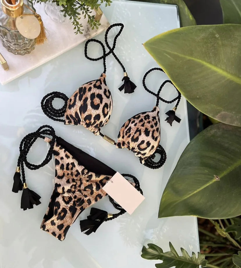 Bikini Triângulo com Cordões