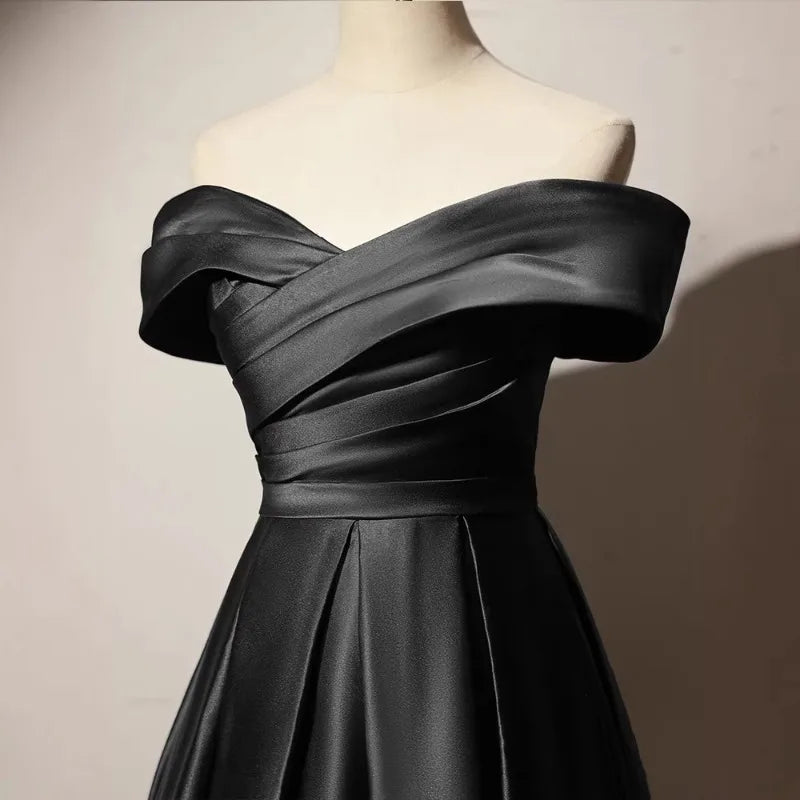 2026 New Women's One Shoulder Black Satin Banquet Evening Dress, Fashionable and Skinny, Bareback Long