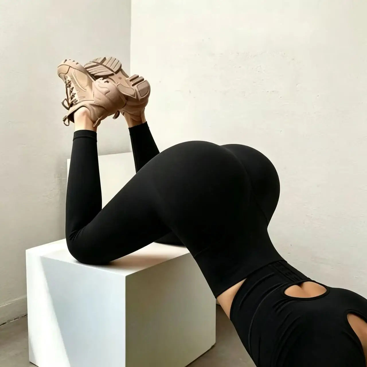 women's high waisted yoga pants for spring, summer, and autumn, hip lifting and leggings, running and