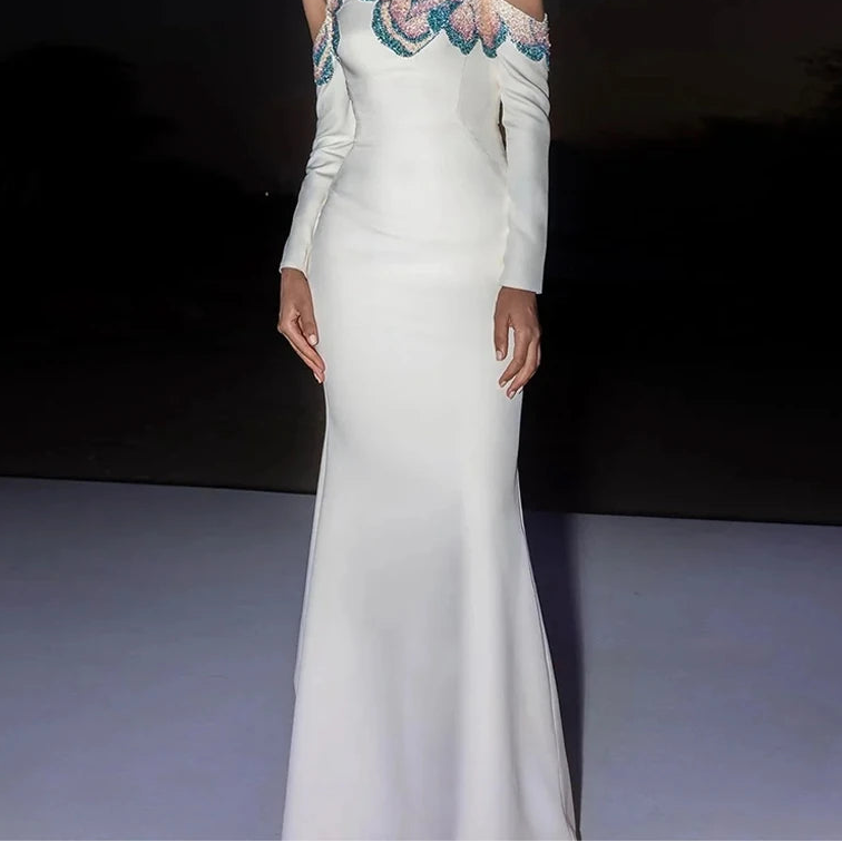 Classic Mermaid Evening Dress Customized Strapless Long Sleeves Celebrity Gowns Exquisite Beading Zipper Back Prom Dress