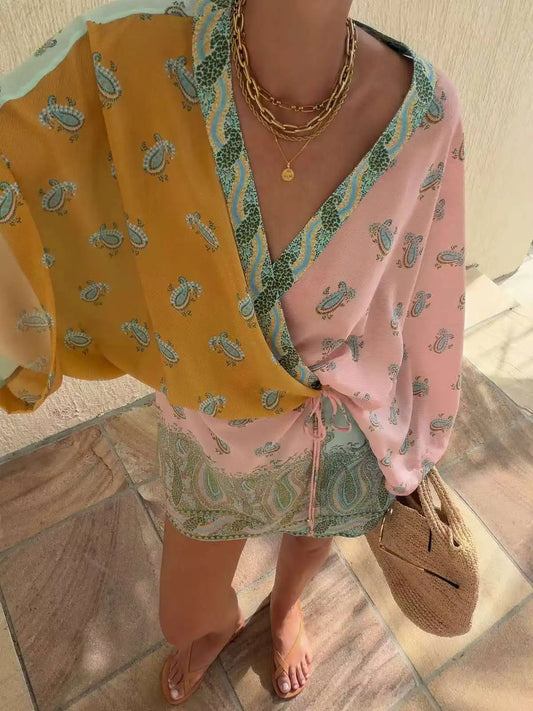 Women's Paisley Print Two-Piece Set, Color Block V-Neck Wrap Top & Shorts, Loose Casual Outfit for Beach Vacation